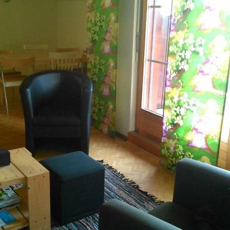 La Petite Fleur Apartment Enges Екстериор снимка