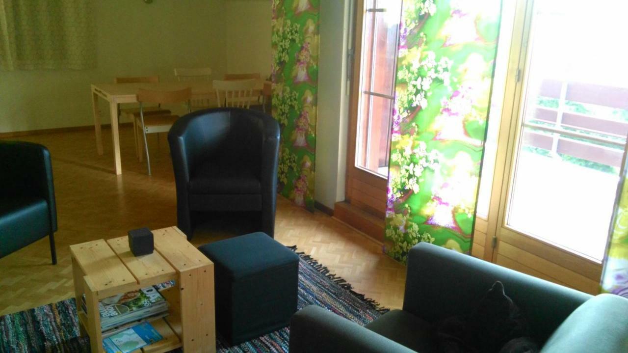 La Petite Fleur Apartment Enges Екстериор снимка